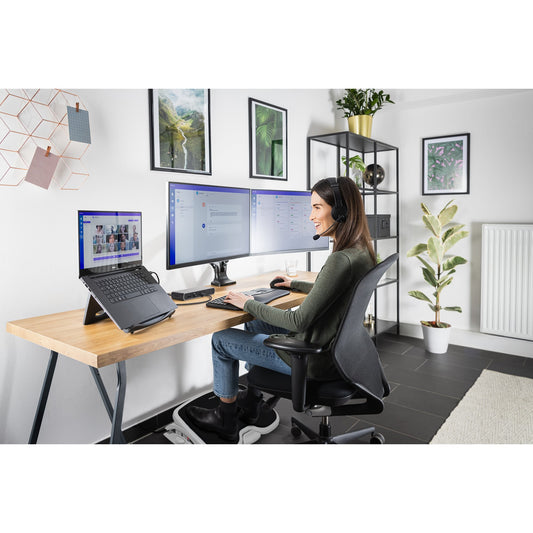 Kensington SoleMate Comfort Footrest with SmartFit System