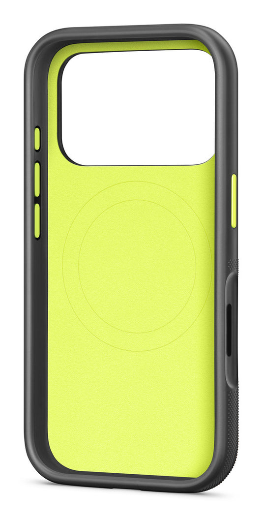 Apple Beats iPhone 17 Pro Rugged Case with MagSafe and Camera Control – Everest Black