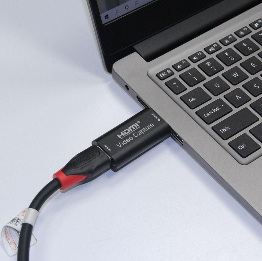 Microconnect MC-GEN-CH USB graphics adapter 3840 x 2160 pixels Black