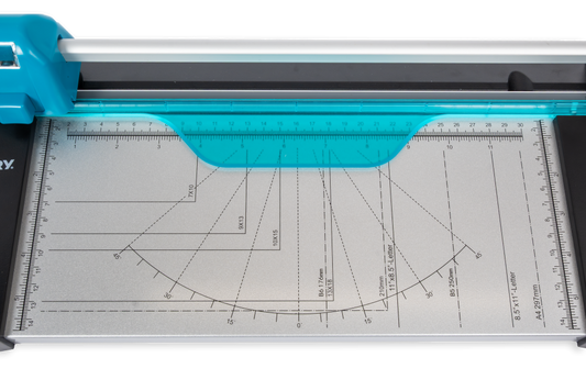 Avery AVERY 4-IN-1 PAPER TRIMMER A3
