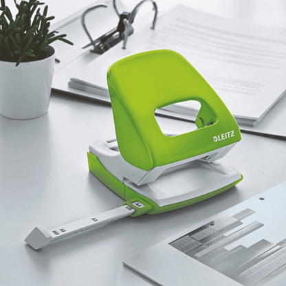 Leitz Hole Punch WOW 5008 Metal 2-hole / 30sheets