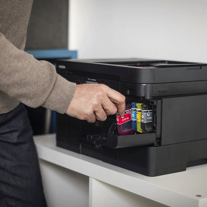Brother LC-527XLC Ink cartridge cyan high-capacity, 2K pages ISO/IEC 19752 for Brother MFC-J 4350/6560/6975