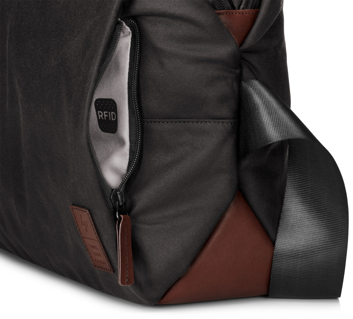HP 8GF07AA 39.6 cm (15.6") Briefcase Brown