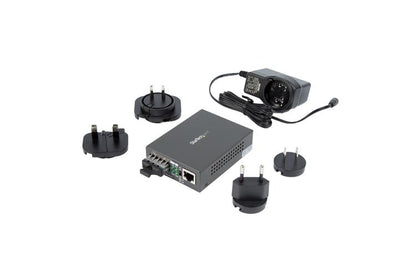 StarTech.com Single-Mode (SM) SC Fiber Media Converter for 10/100/1000 Networks, Standalone Gigabit Ethernet to SC Fiber Converter, 1310nm, 10km - TAA