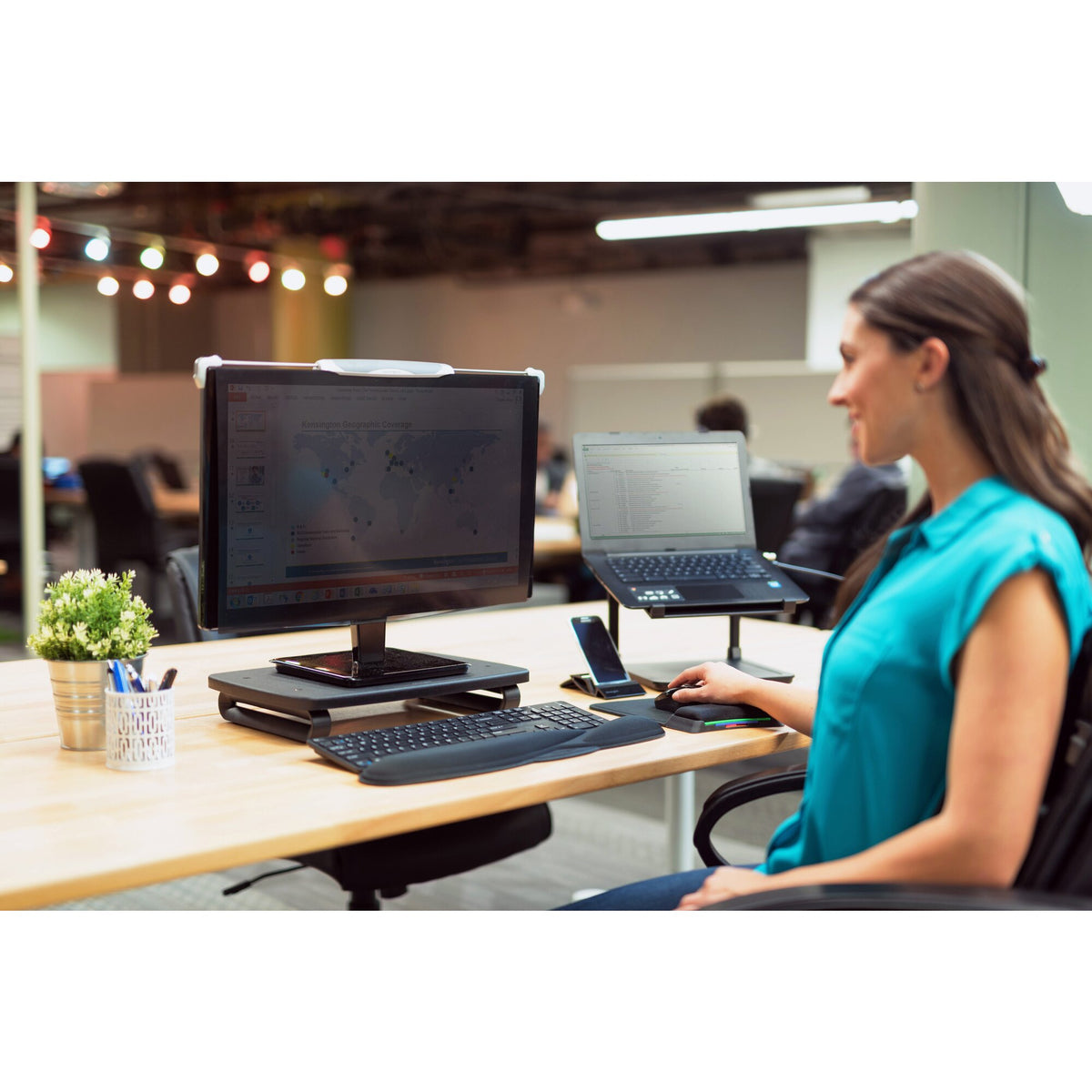 Kensington SmartFit Monitor Stand Plus for screens up to 24” - Black