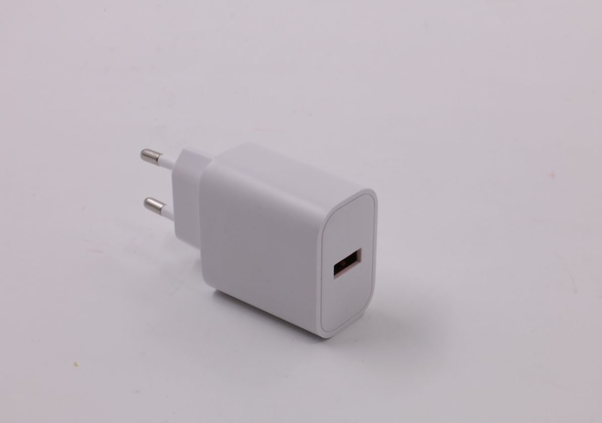 CoreParts MBXAP-AC0007 mobile device charger White AC Indoor