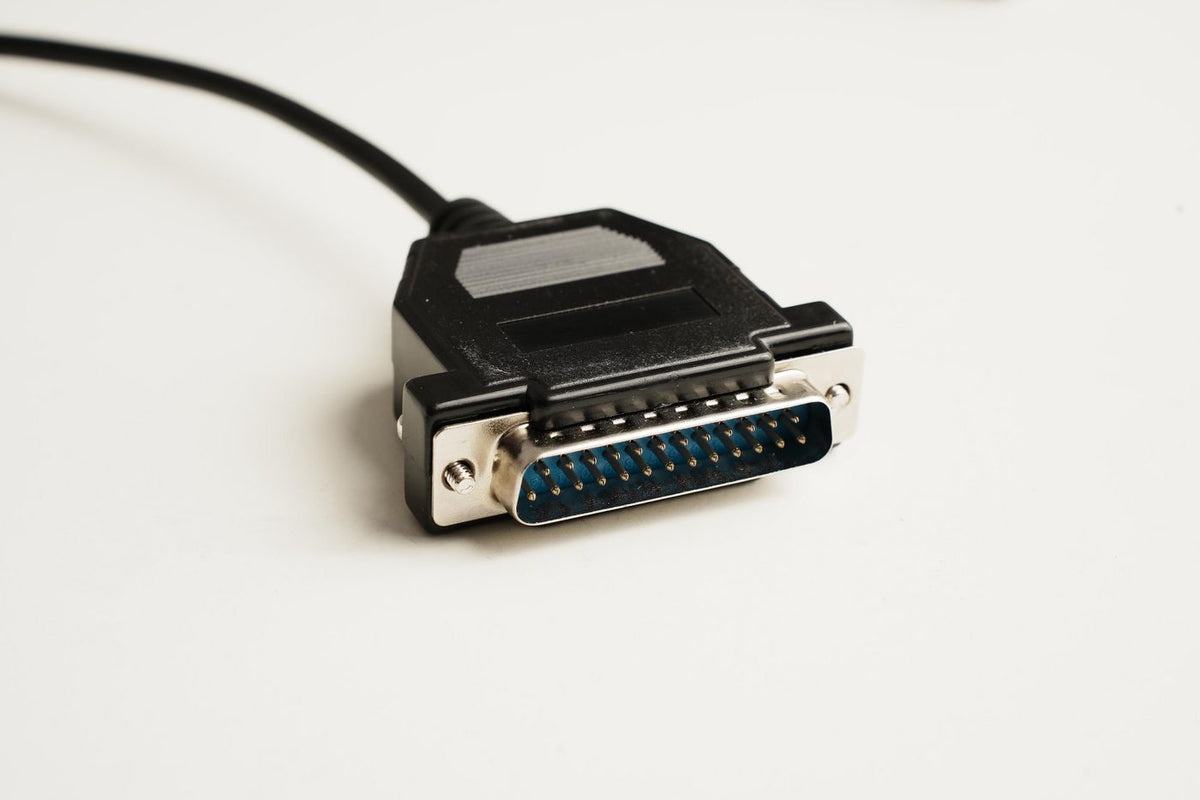 Microconnect IBM029B-1,8 serial cable Black 1.8 m DB-25 DB-9